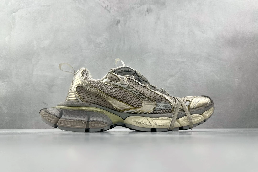 Balenciaga 3XL Sneaker – Metallic Champagne Silver Edition