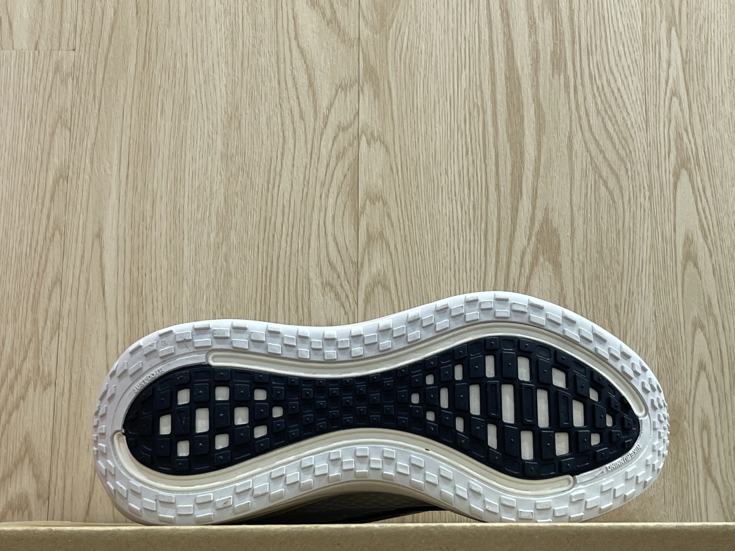 Nike ZoomX RunFlow Sneakers – Triple White Black
