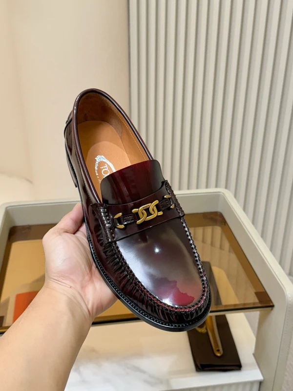 High-Shine Burgundy Tod's Men's Leather Chain Loafers