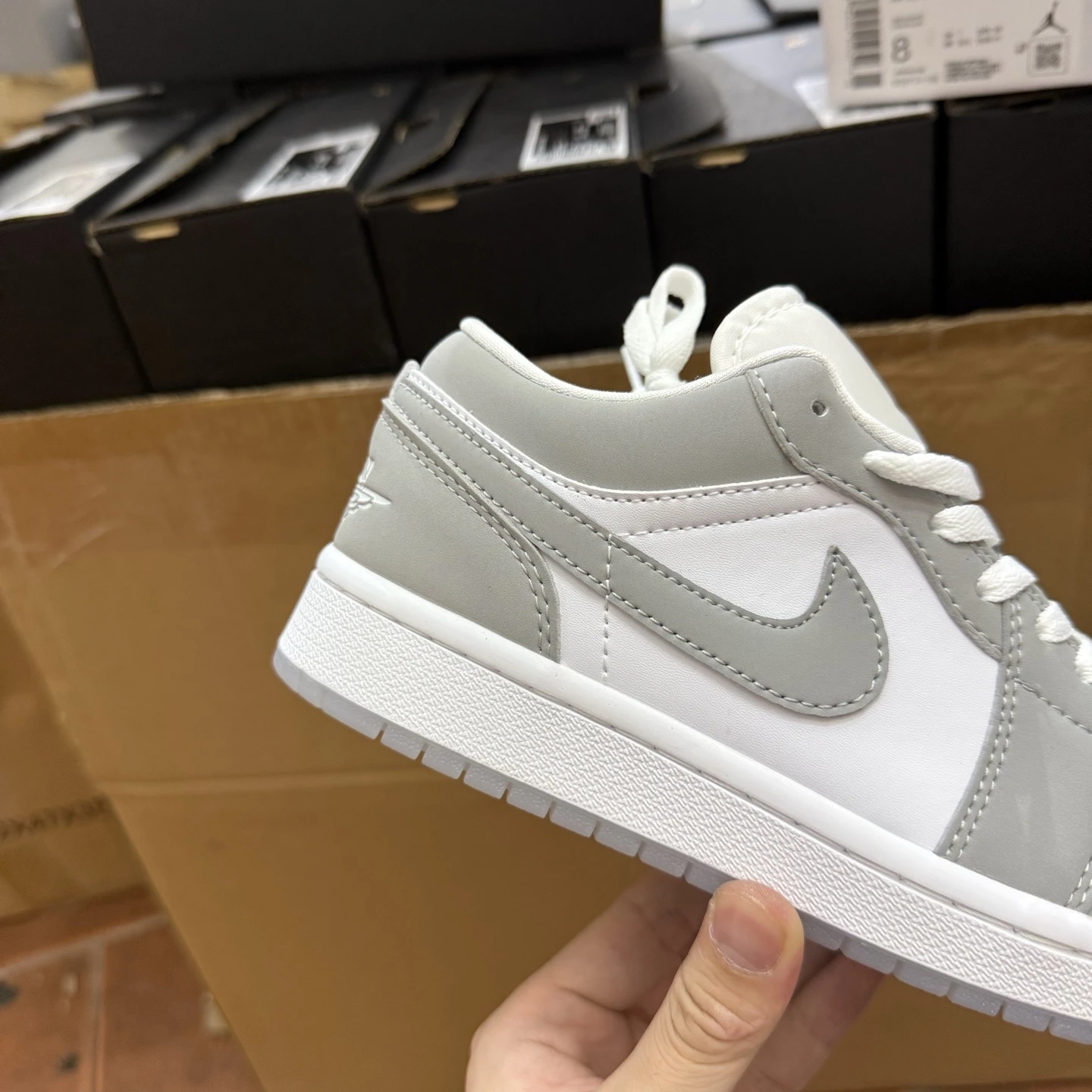 Air Jordan Low – Light Grey Edition