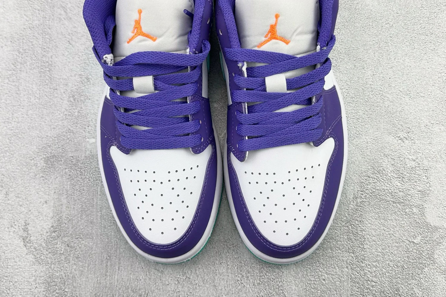 Air Jordan Low Court Purple