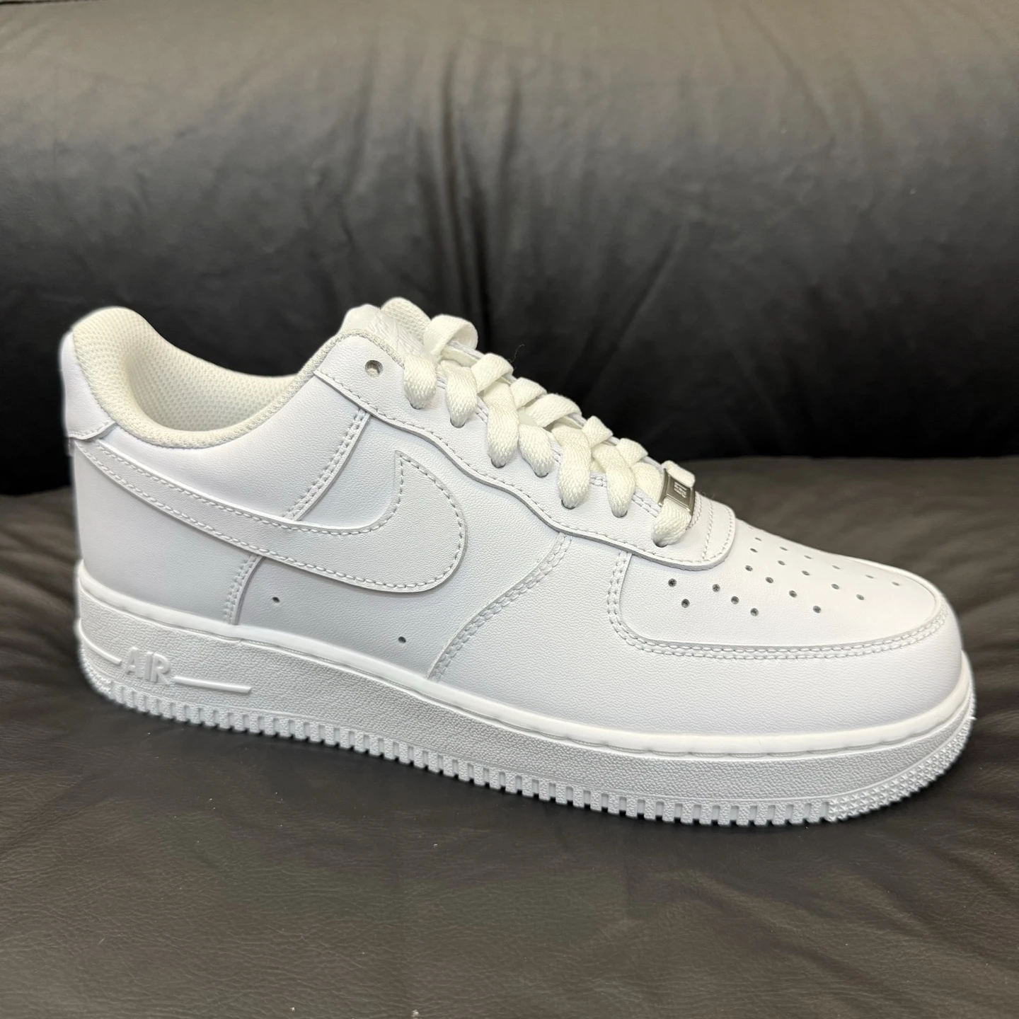 Nike Air Force 1 Low – Triple White