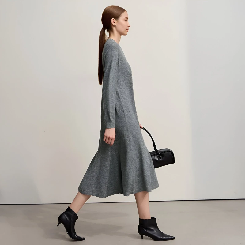 Minimalist Winter Midi Dress with Trumpet Hem and Raglan Sleeves