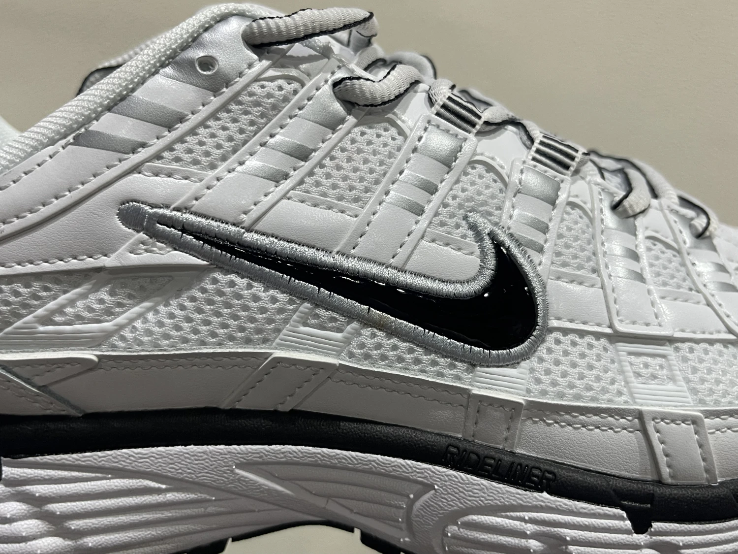 Nike Bomberman Series Sneakers – White, Silver & Black
