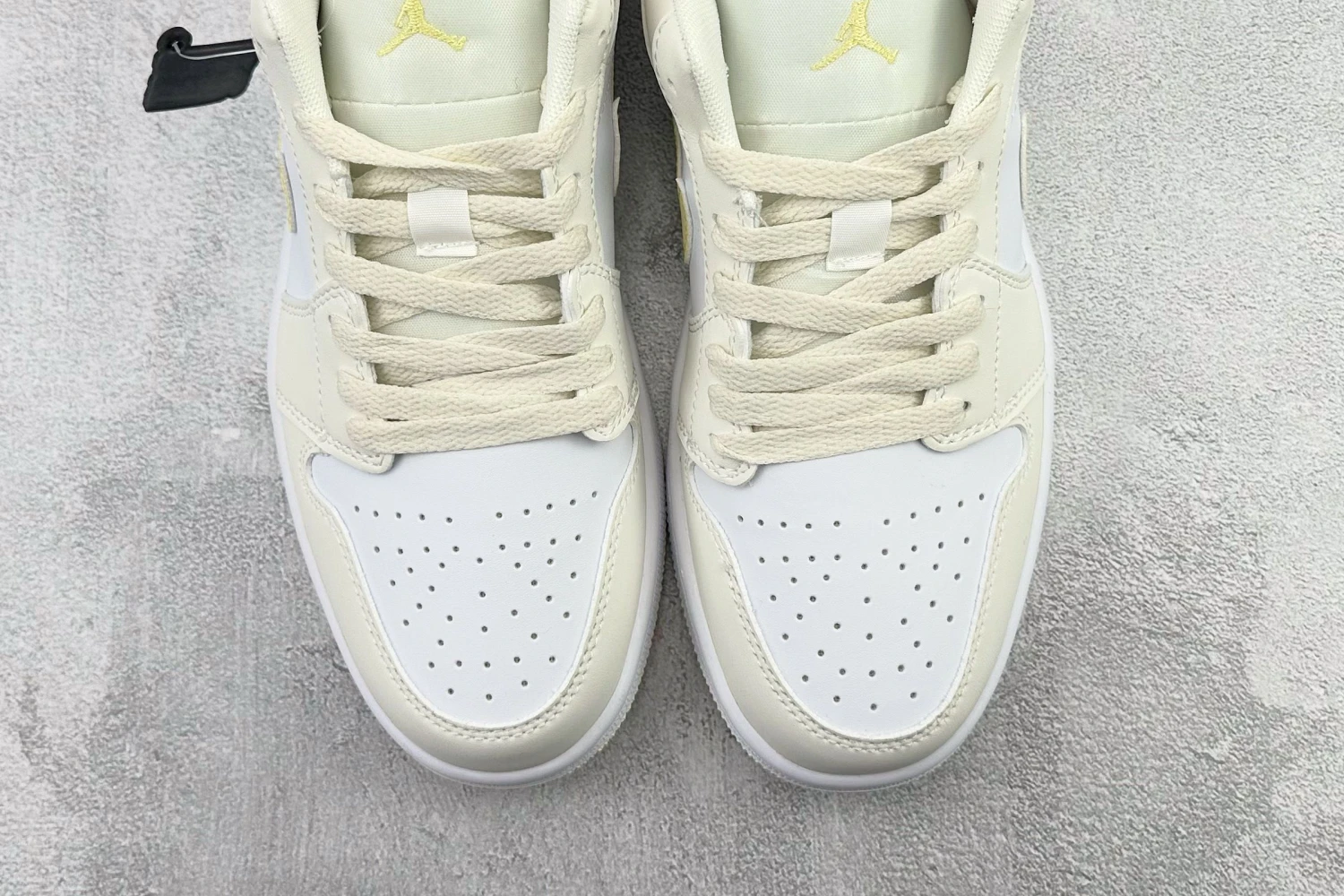 Air Jordan Low Triple Sail