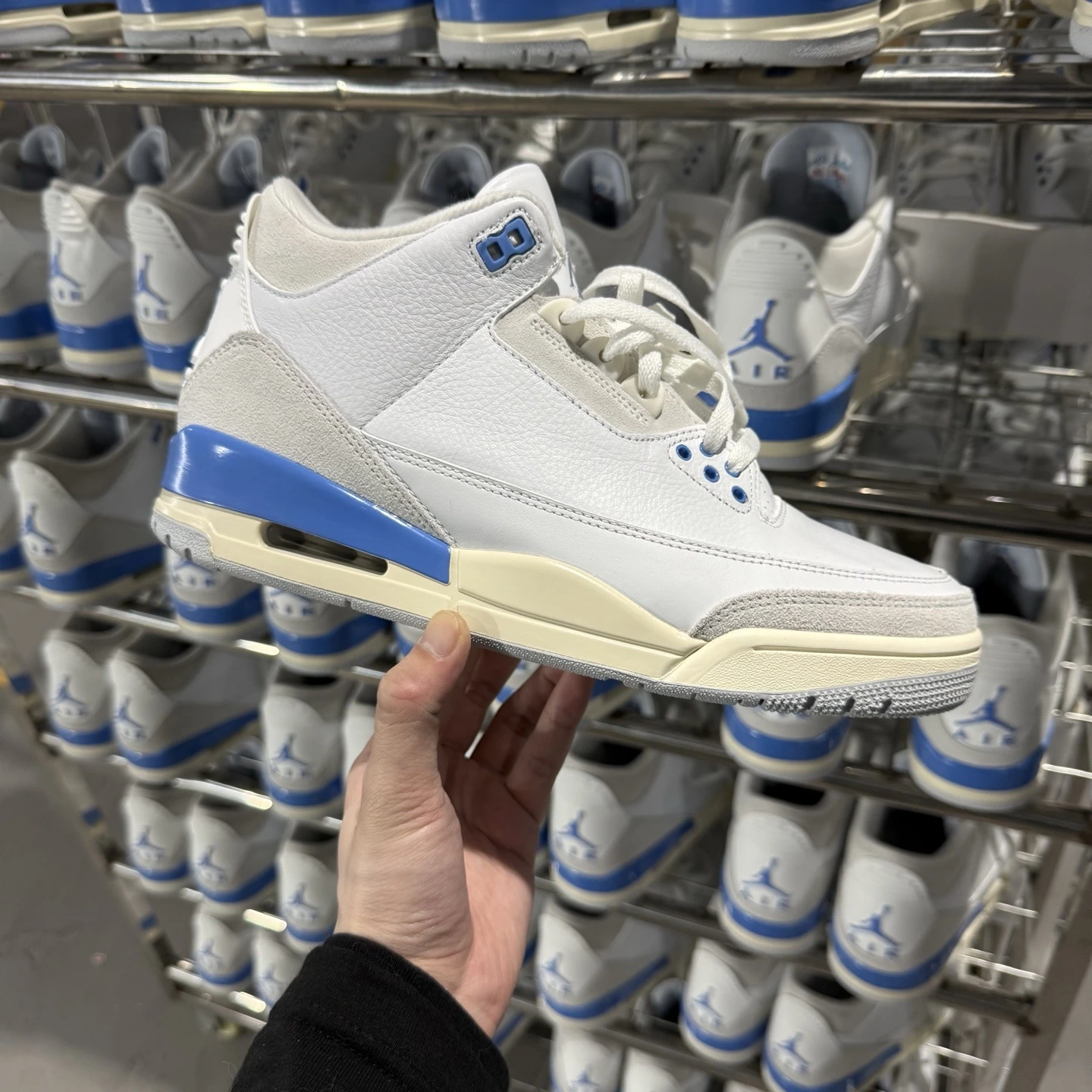 Air Jordan 3 Retro "White University Blue" Sneakers – White/University Blue