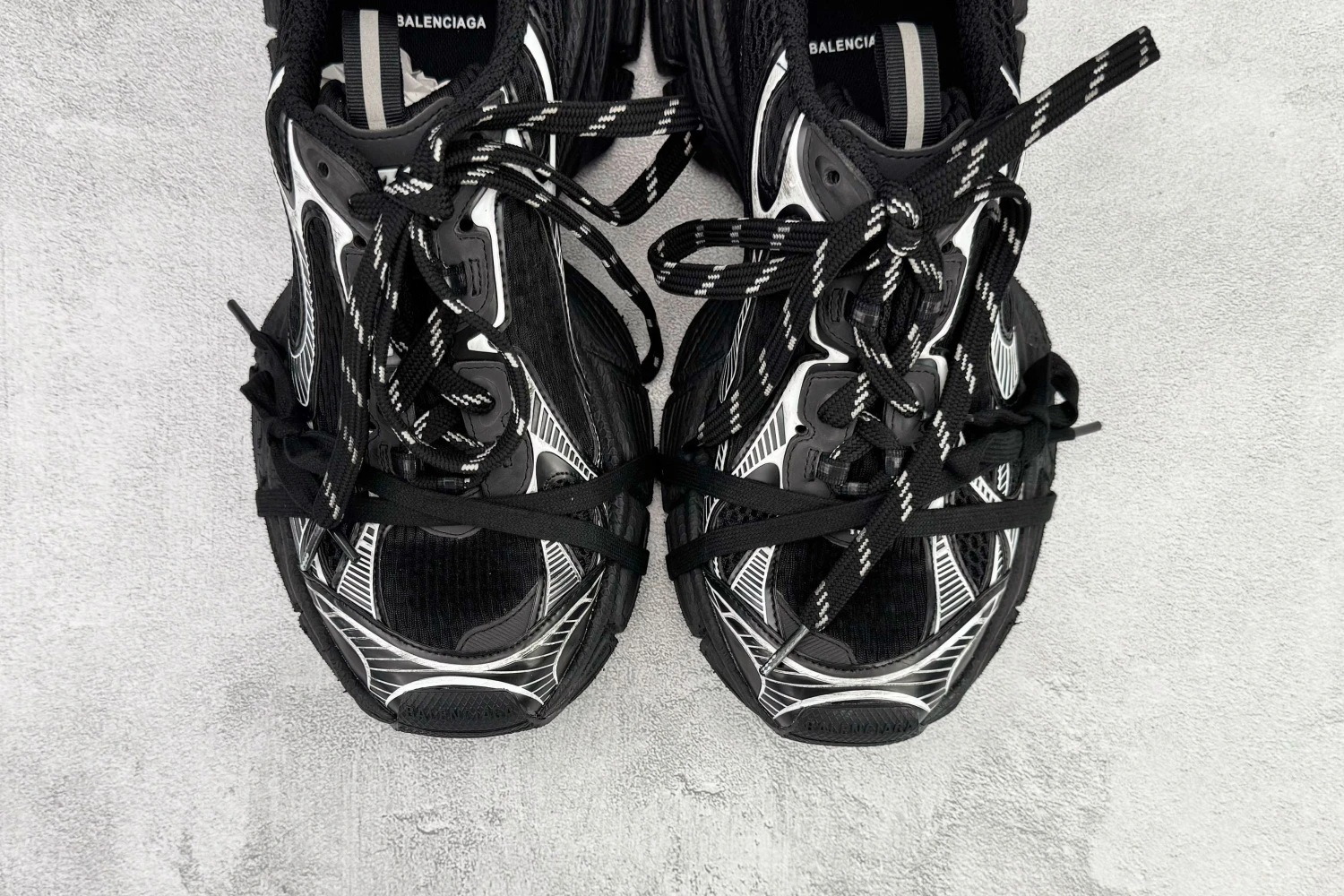 Balenciaga 3XL Sneaker – Black Silver Distressed Edition