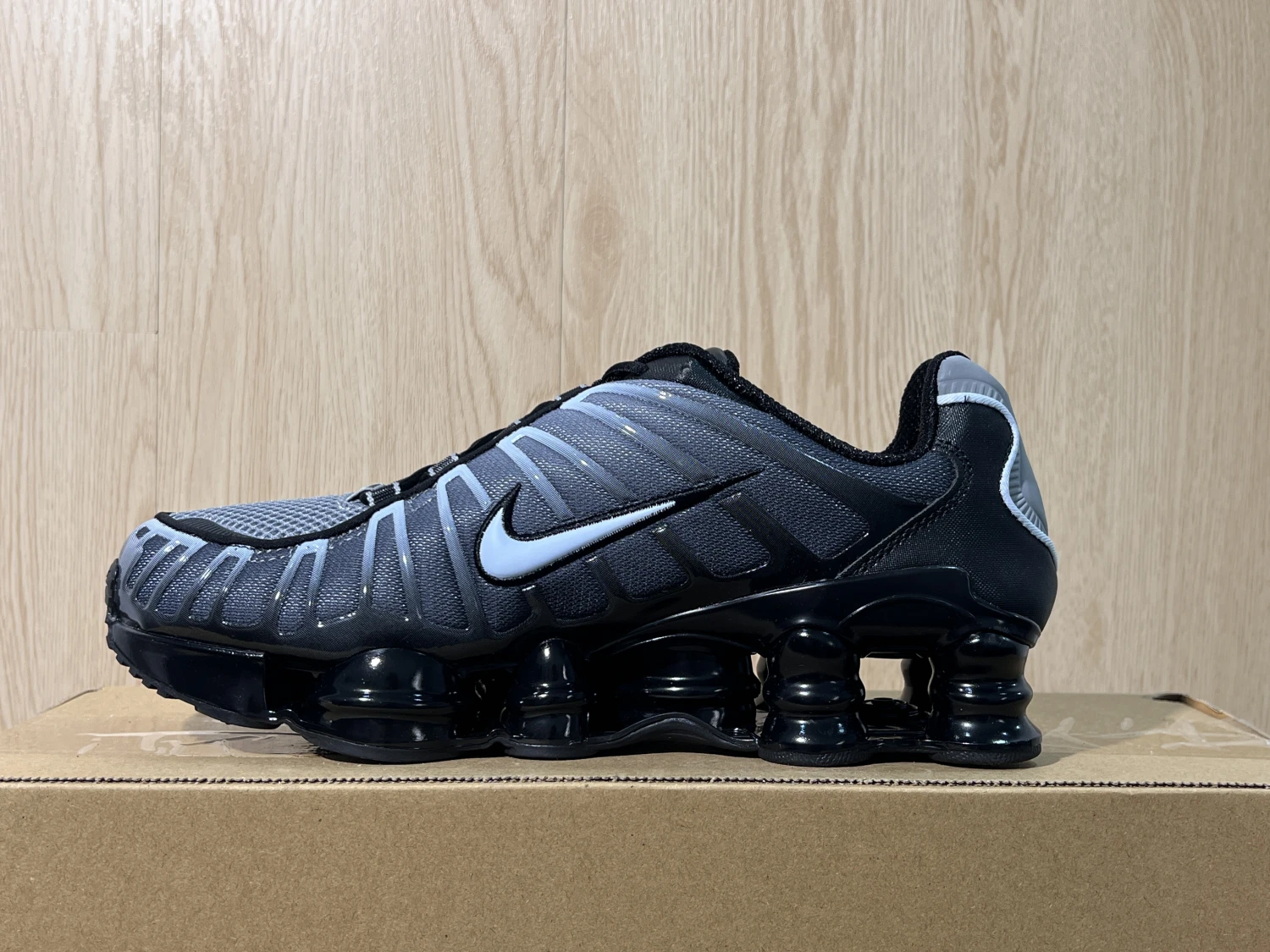 Nike Shox TL Metallic Shadow Sneakers – Premium Black Grey Spring Cushion Running Shoes