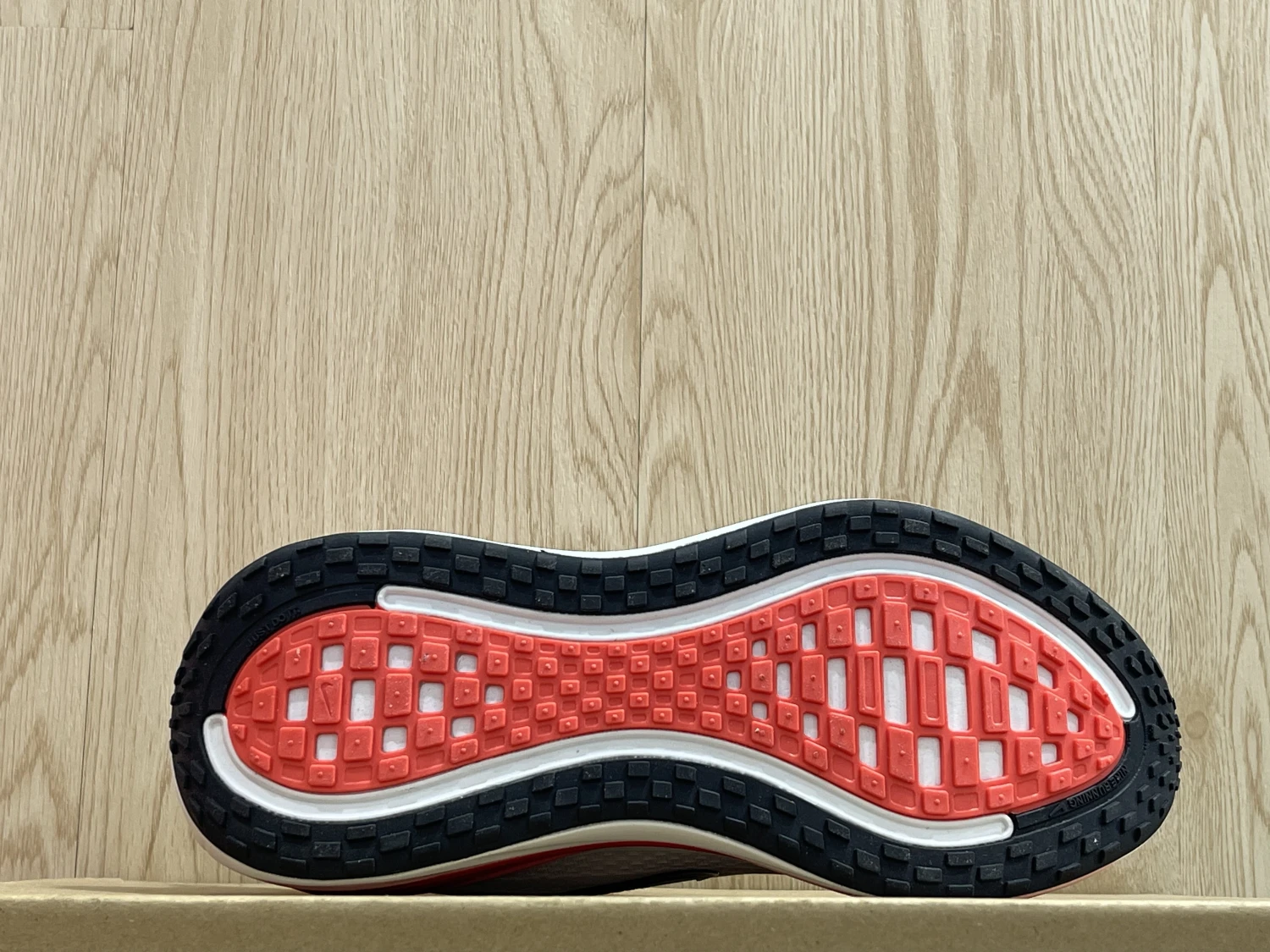 Nike ZoomX Flow Runner Sneakers – White Red Black
