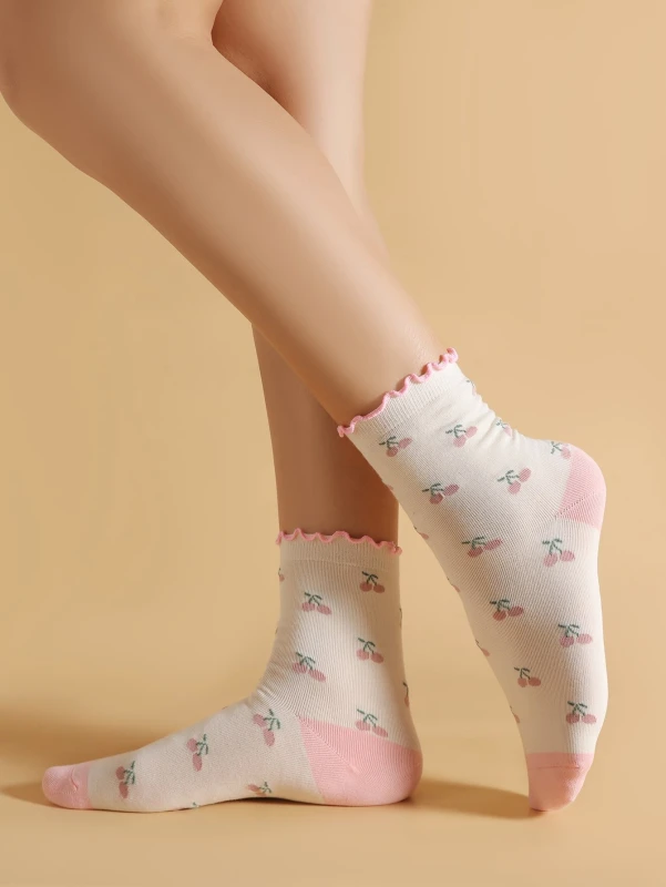 Women’s Cute Cherry Pattern Cotton Mid-Calf Casual Socks