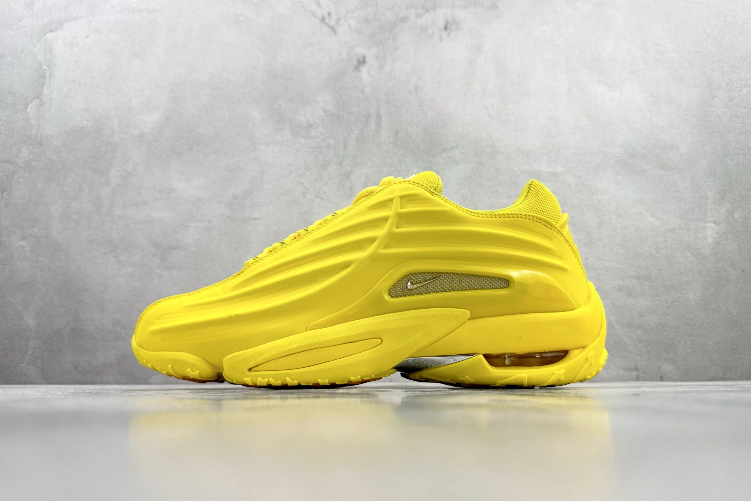 Nike NOCTA Glide – Volt Yellow