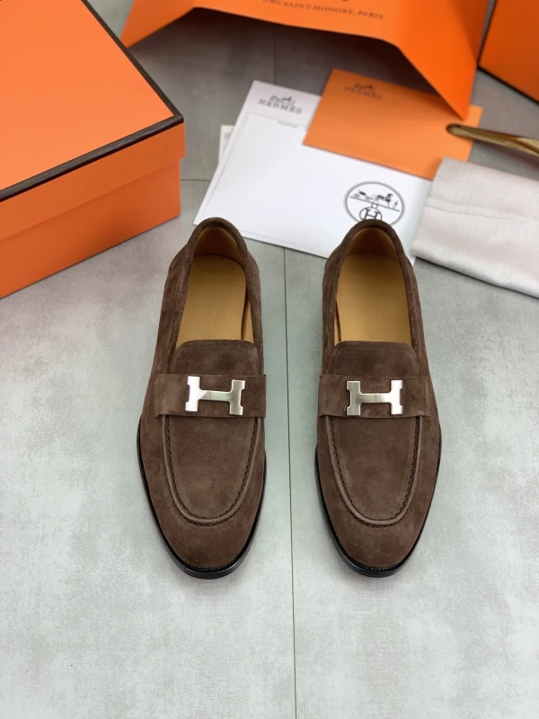 Classic Chocolate Brown Hermès Men's Suede Leather 'H' Buckle Loafers