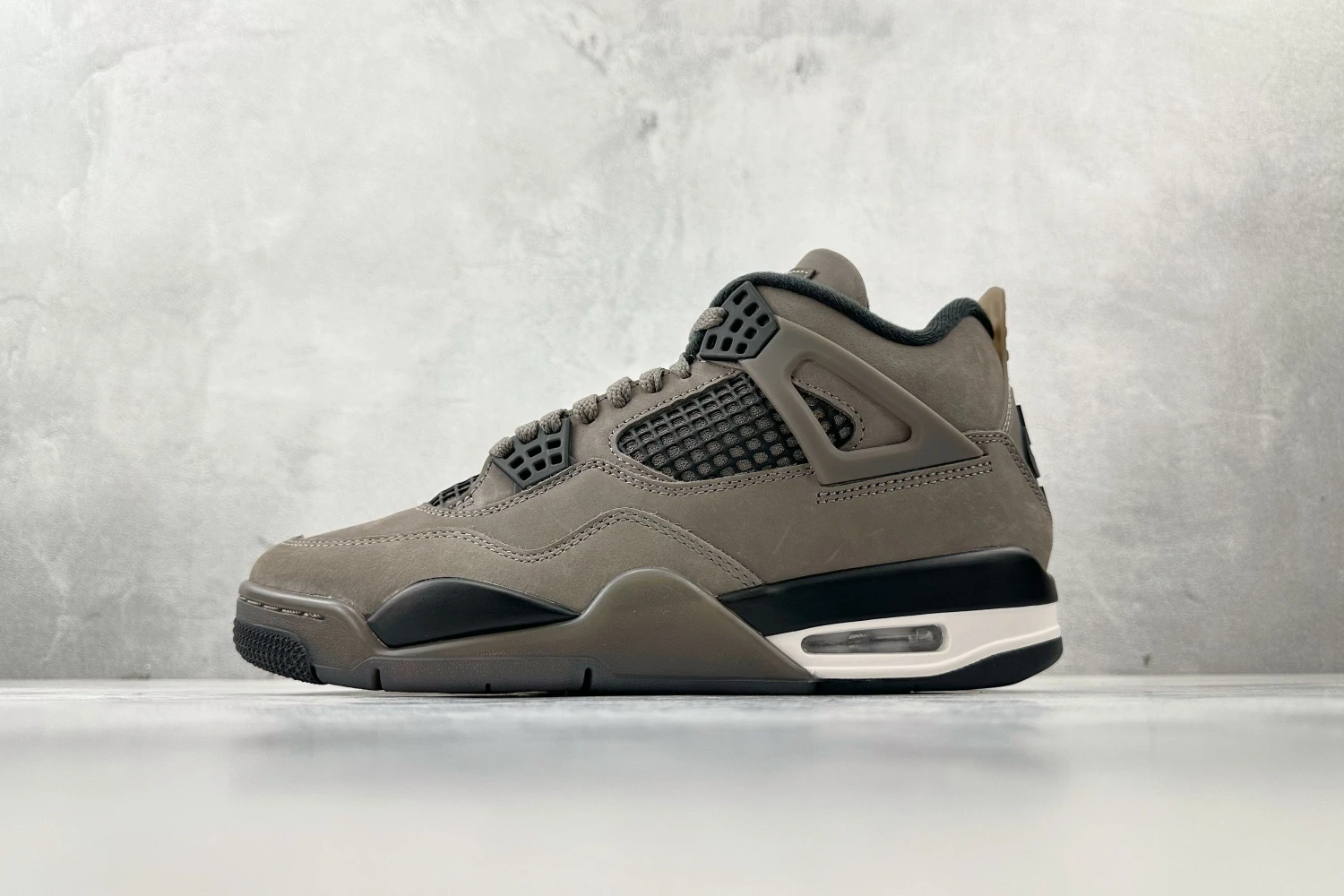 Air Jordan 4 Retro Sneakers – Smoke Grey Black Anthracite