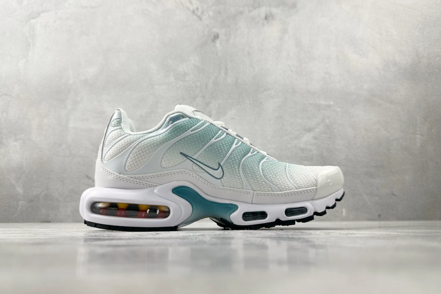 Nike Air Max Plus TN White Aqua Mist Sneakers