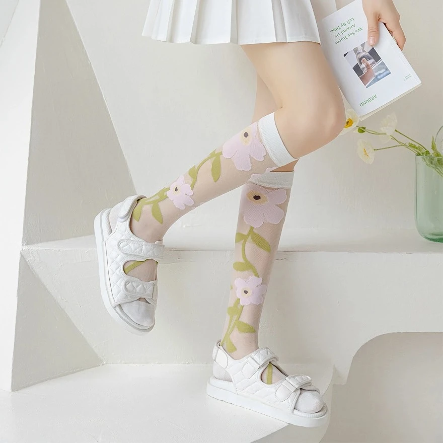 Women’s Floral Sheer Knee High Stockings