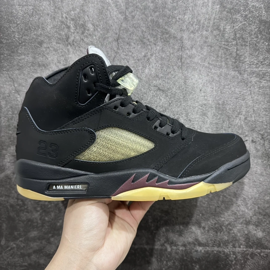 Air Jordan 5 Retro "Black Metallic" Sneakers – Black/Silver/Gold