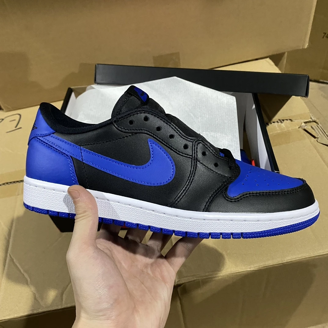 Air Jordan 1 Low Sneakers – Black/Game Royal Blue