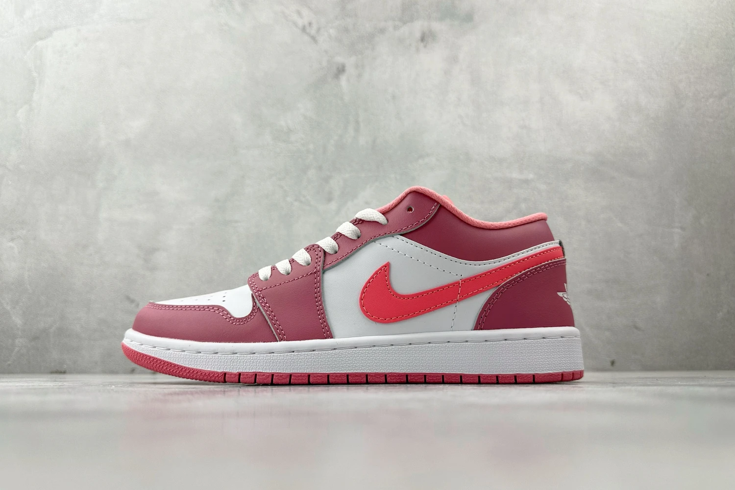 Air Jordan Low Pink Rose