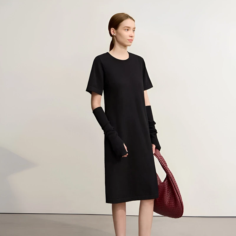 Minimalist Knit A-Line Winter Dress with Short Sleeves