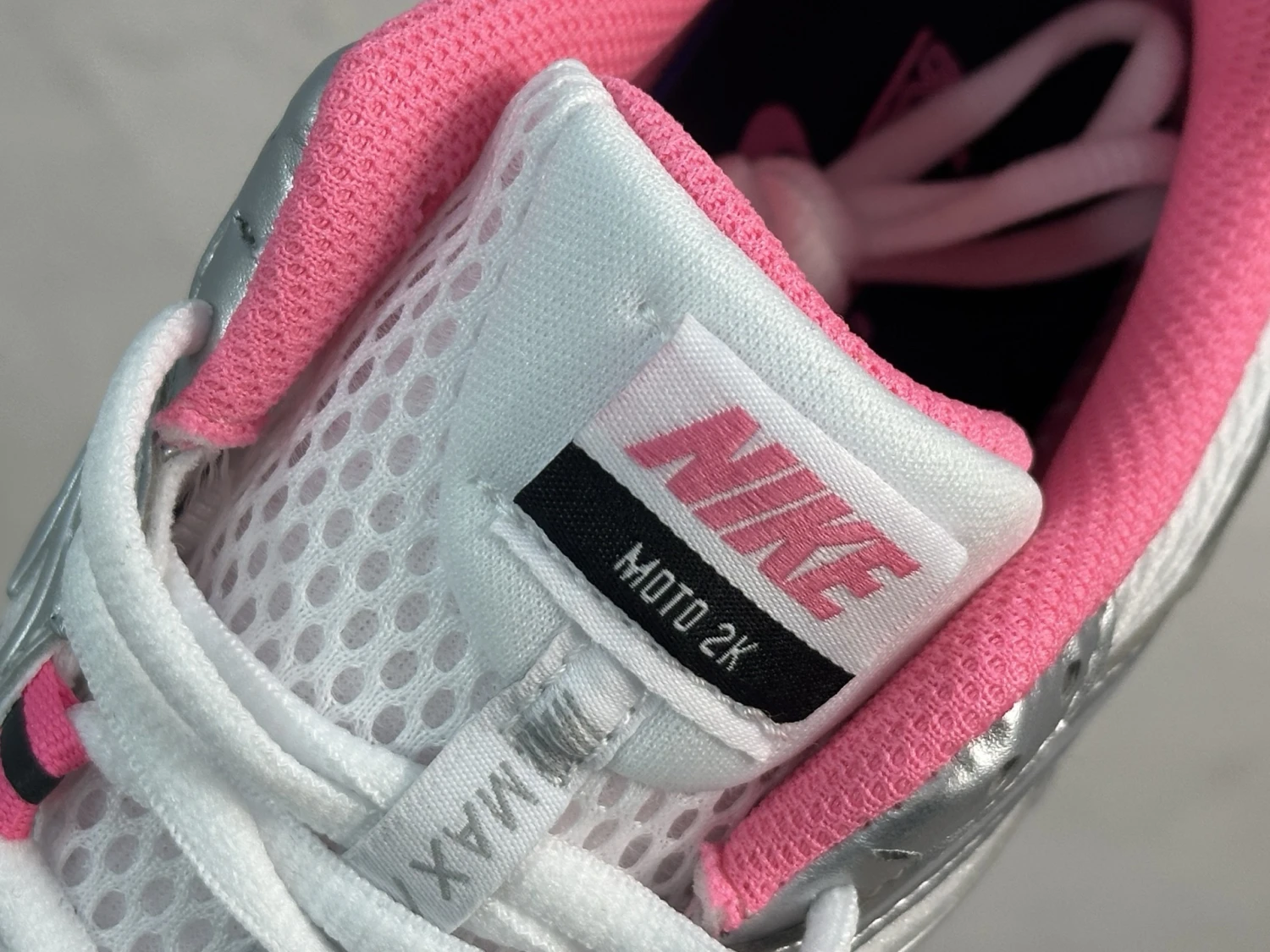 Nike Air Max Moto 2K – White, Metallic Silver & Hot Pink