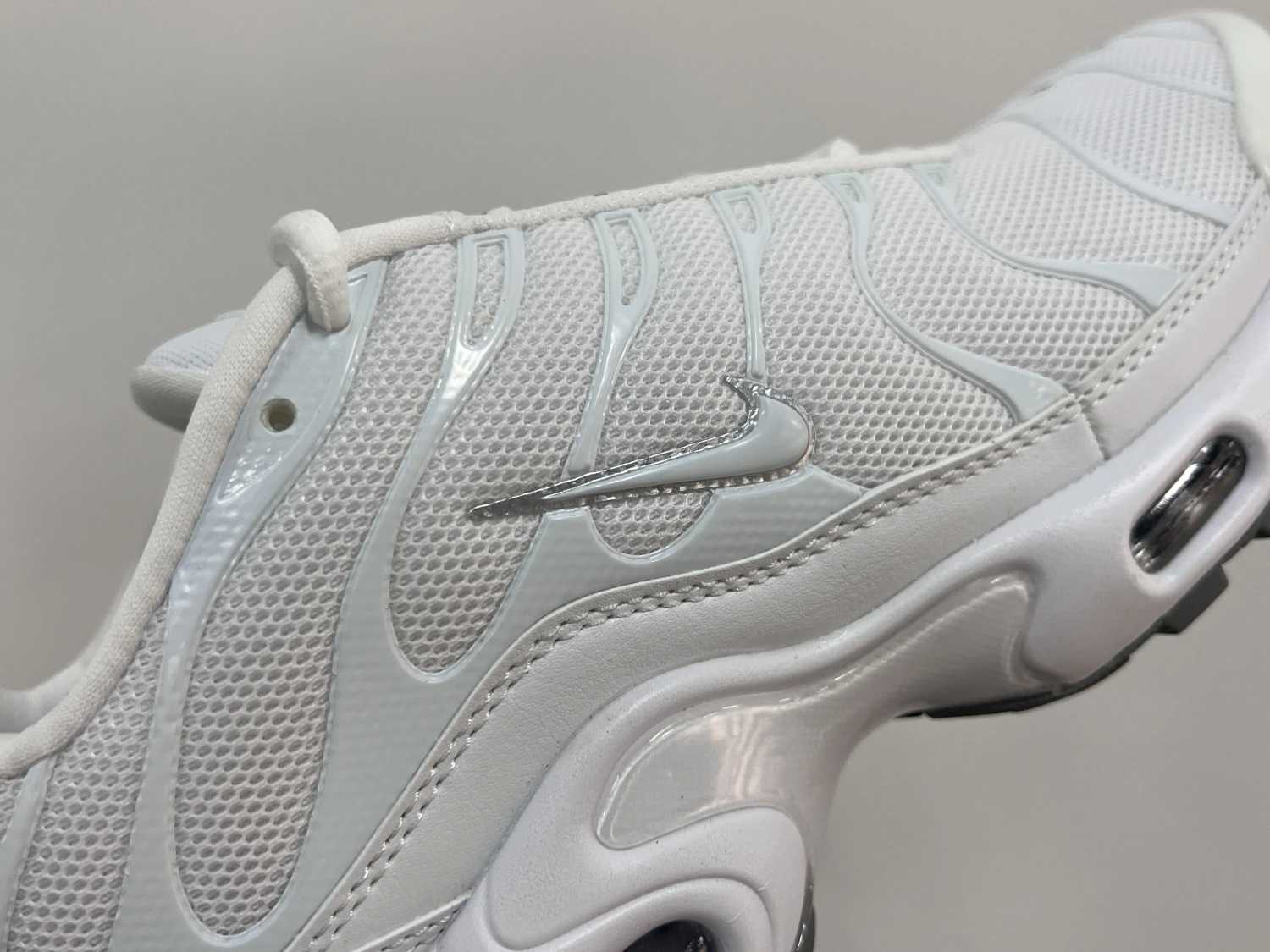 Nike Air Max Plus TN – Triple White