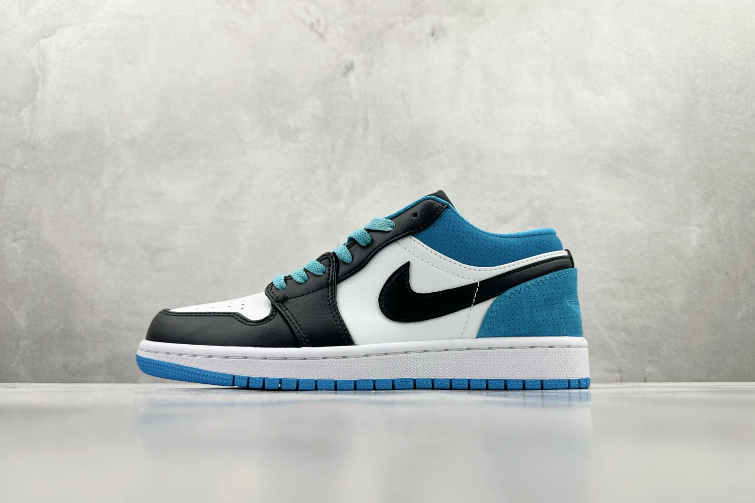 Jordan Low Black, White & Ice Blue Sneaker