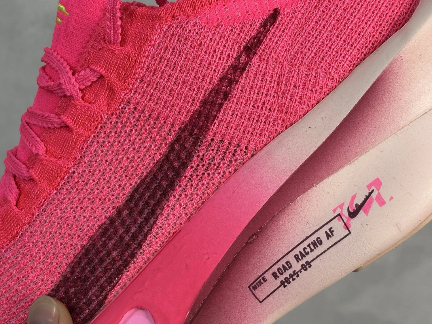 Nike Zoom Flyknit Running Shoes – Bright Pink & Black