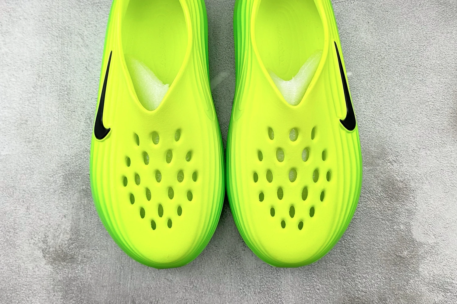 Nike Calm Mule – Volt Green