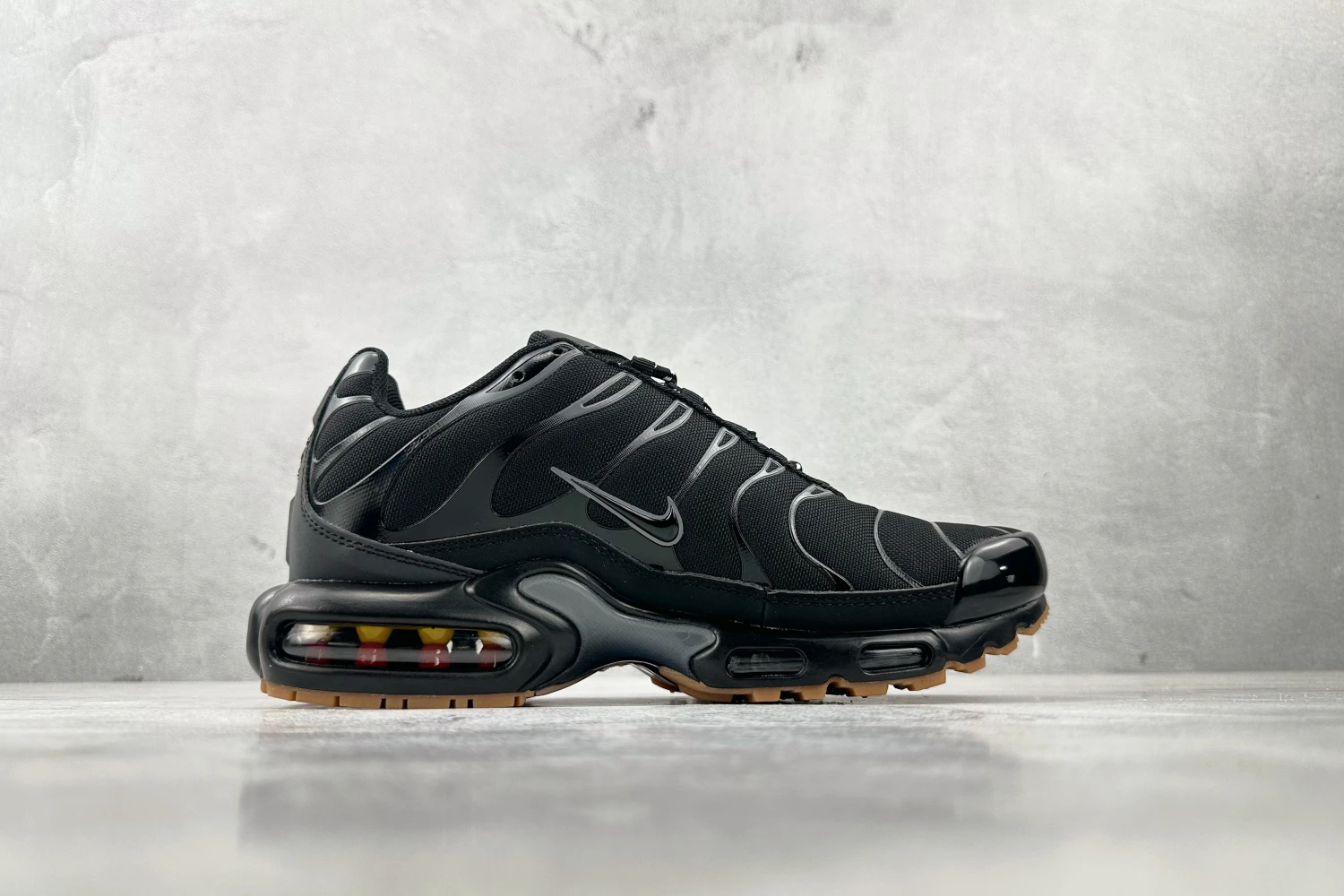 Nike Air Max Plus TN Triple Black Gum Running Sneakers