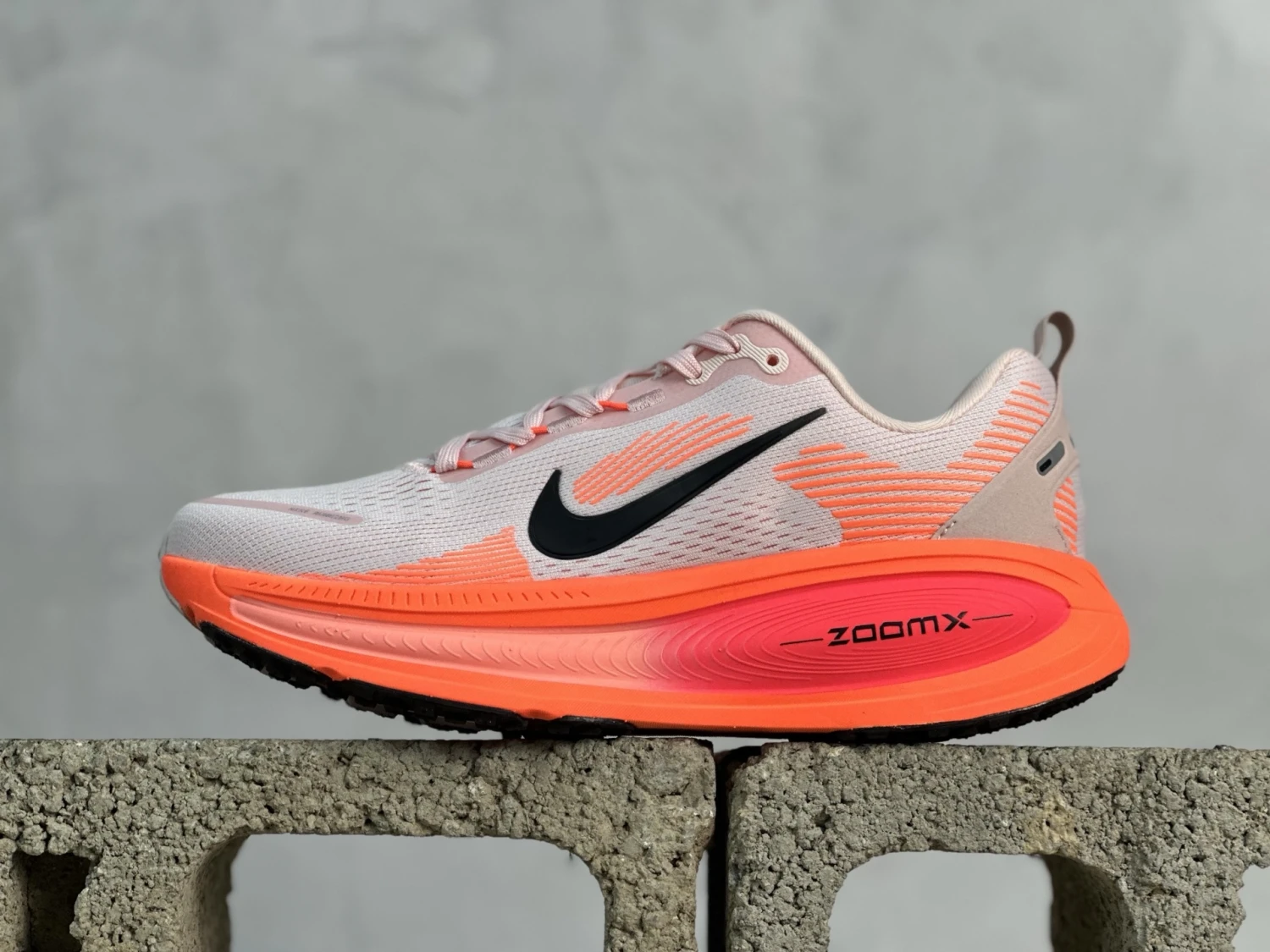 Nike Air Max Road Runner – Light Pink & Neon Orange