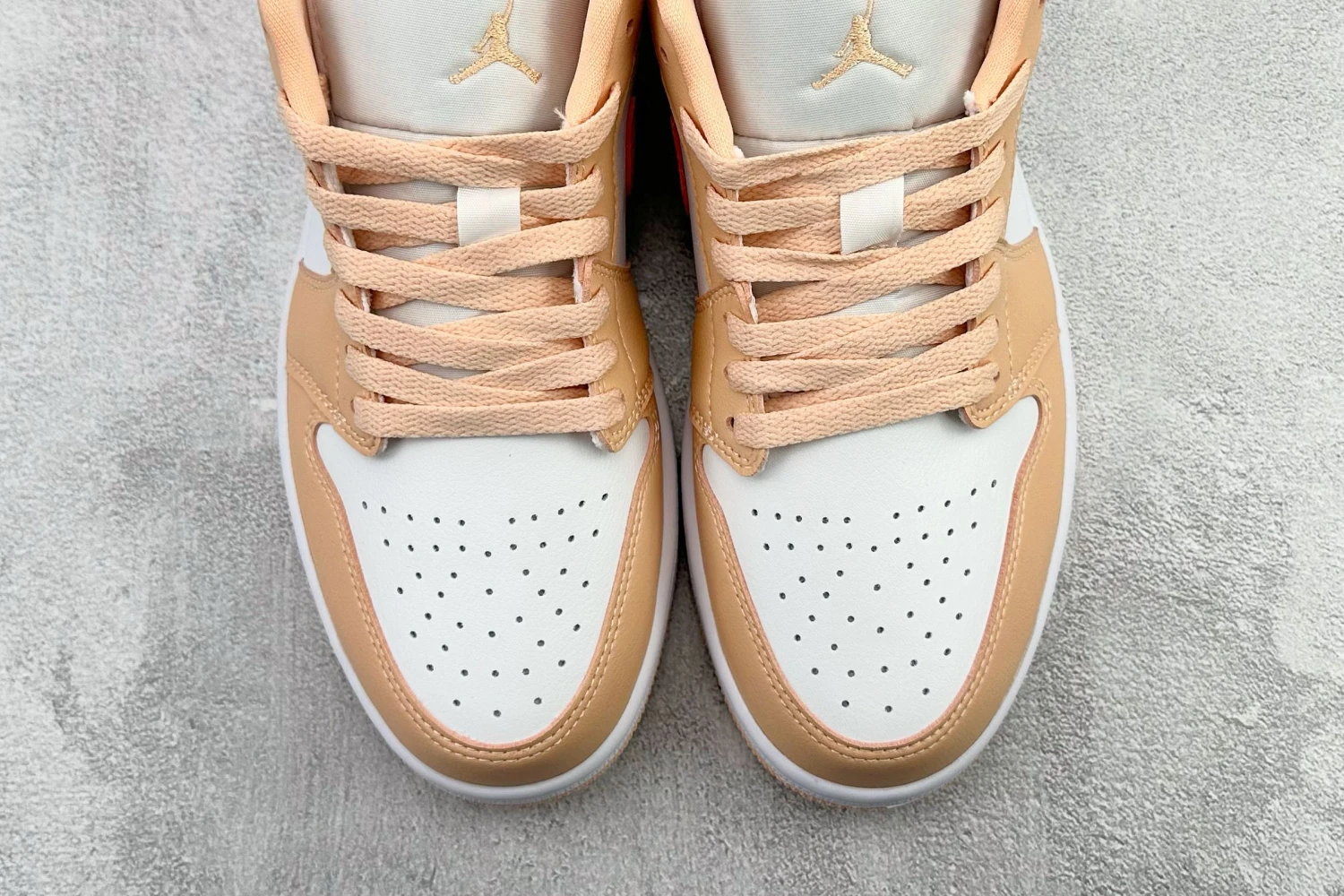 Air Jordan Low White Peach