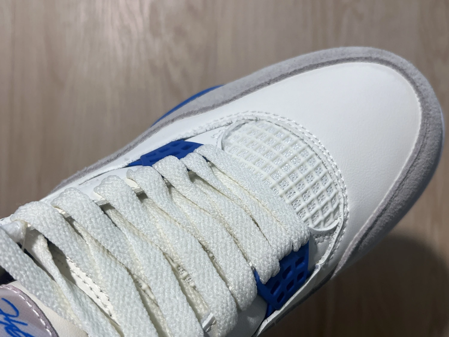 Air Jordan 4 Retro Sail Blue Sneaker – Premium Leather Streetwear Edition