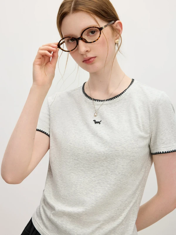 Gray Embroidered Puppy Tee – Contrast Color, Casual Summer Short Sleeve