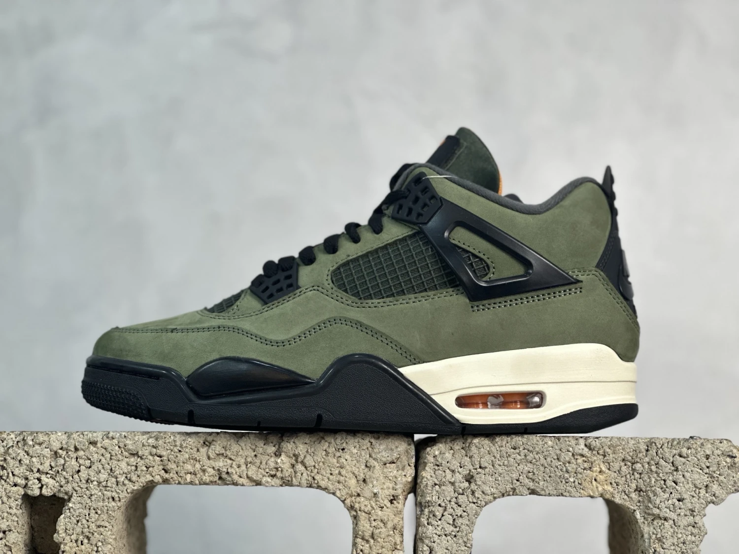 Jordan Premium Olive Green Sneaker