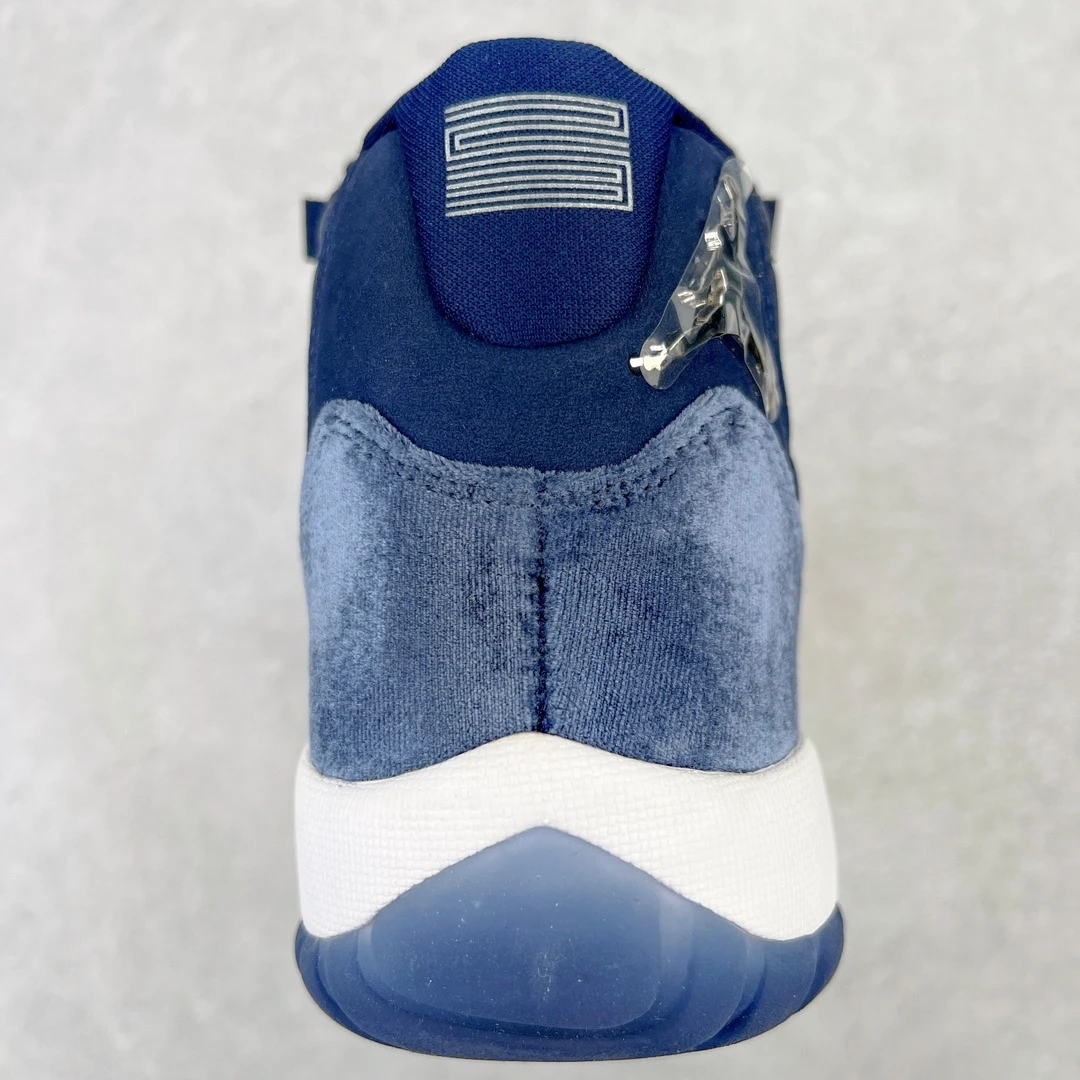 Air Jordan 11 Retro Sneakers – Navy Blue