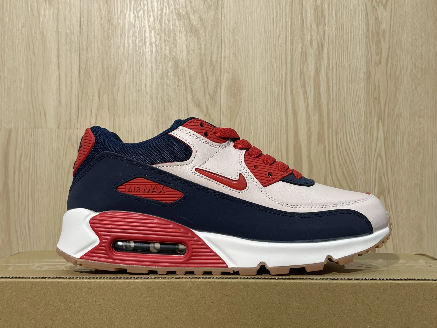 Nike Air Max 90 – Sail, Midnight Navy & University Red