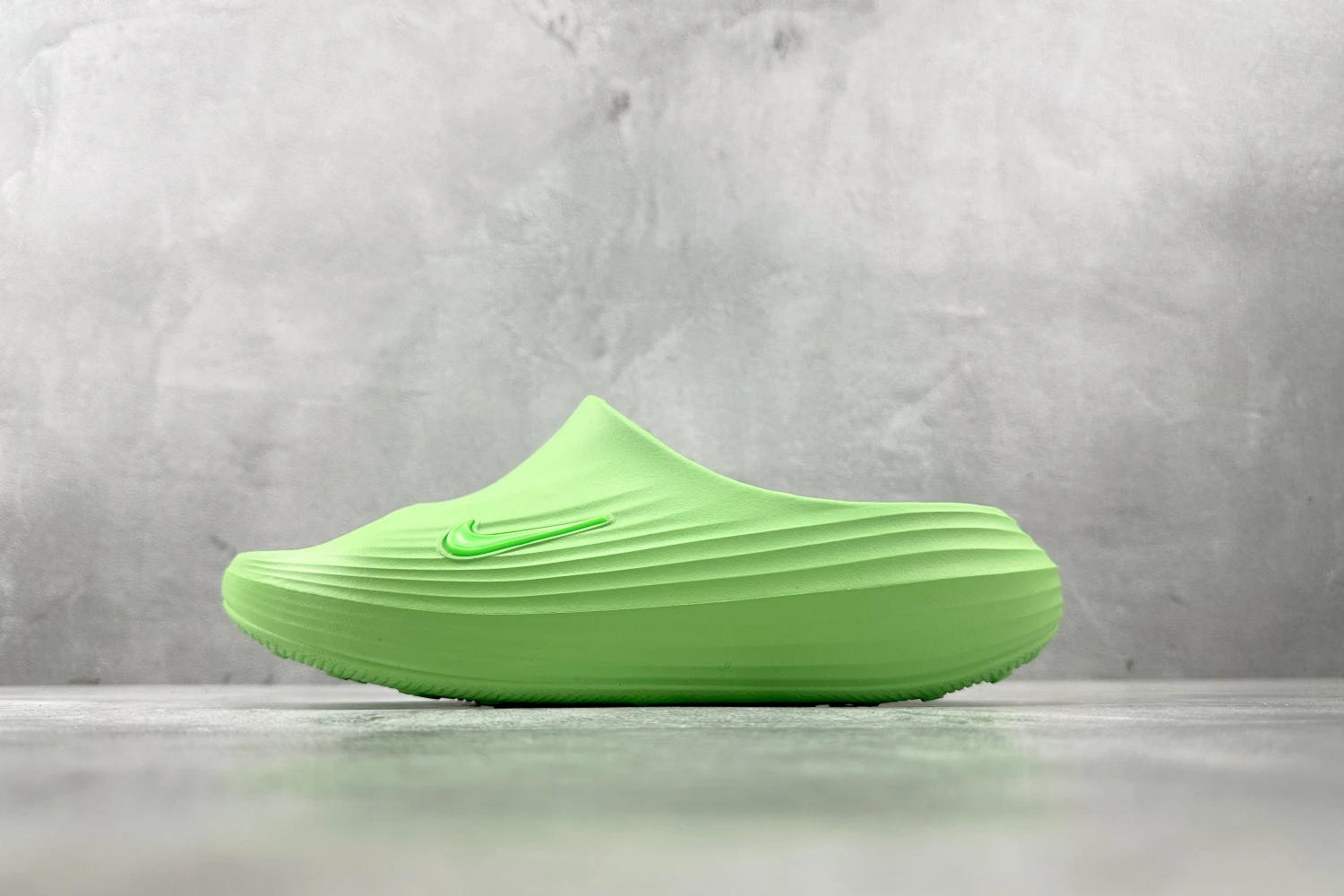 Nike ReactX Slide – Lime Green