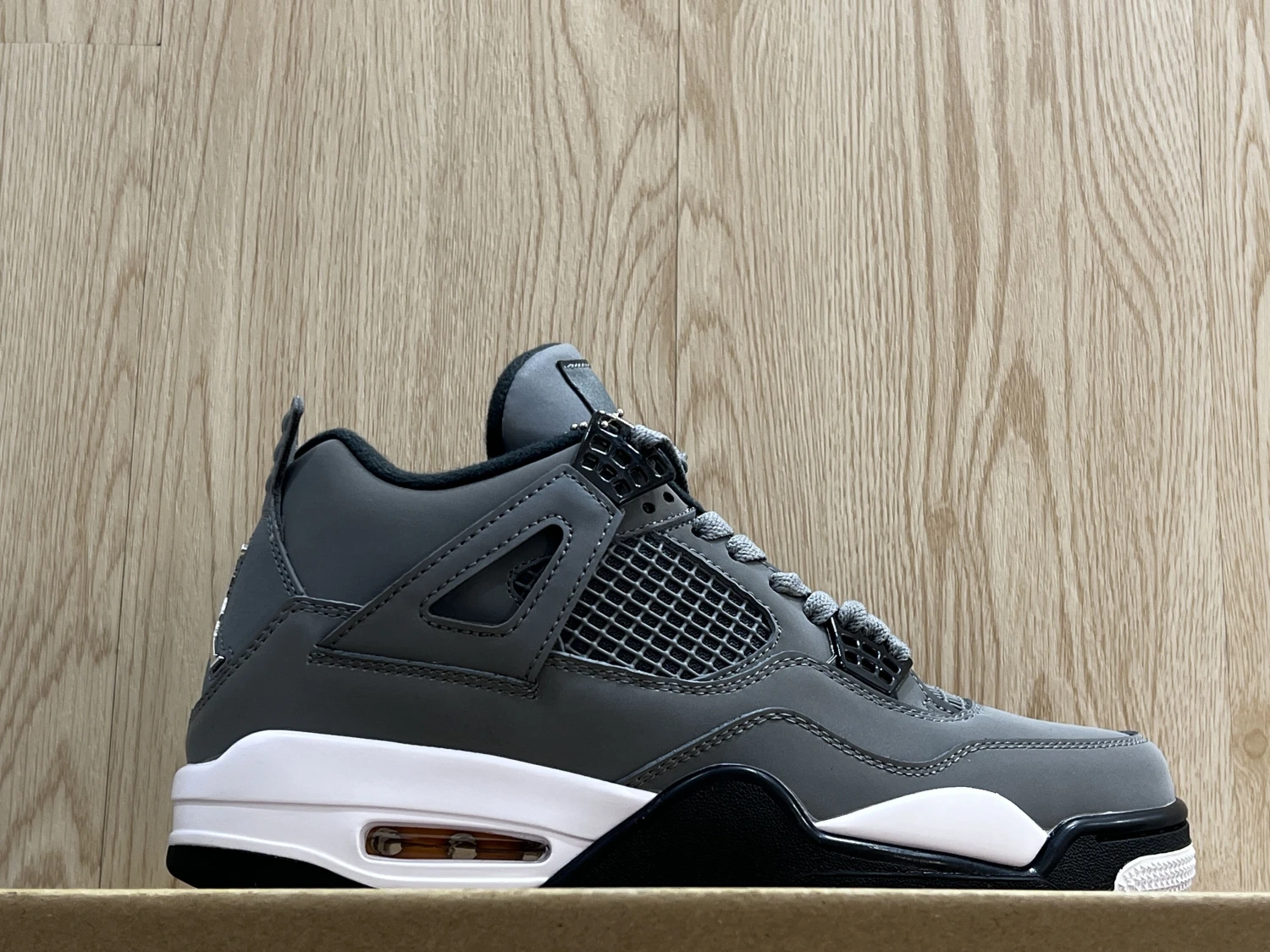 Air Jordan 4 Retro Cool Grey Basketball Sneaker