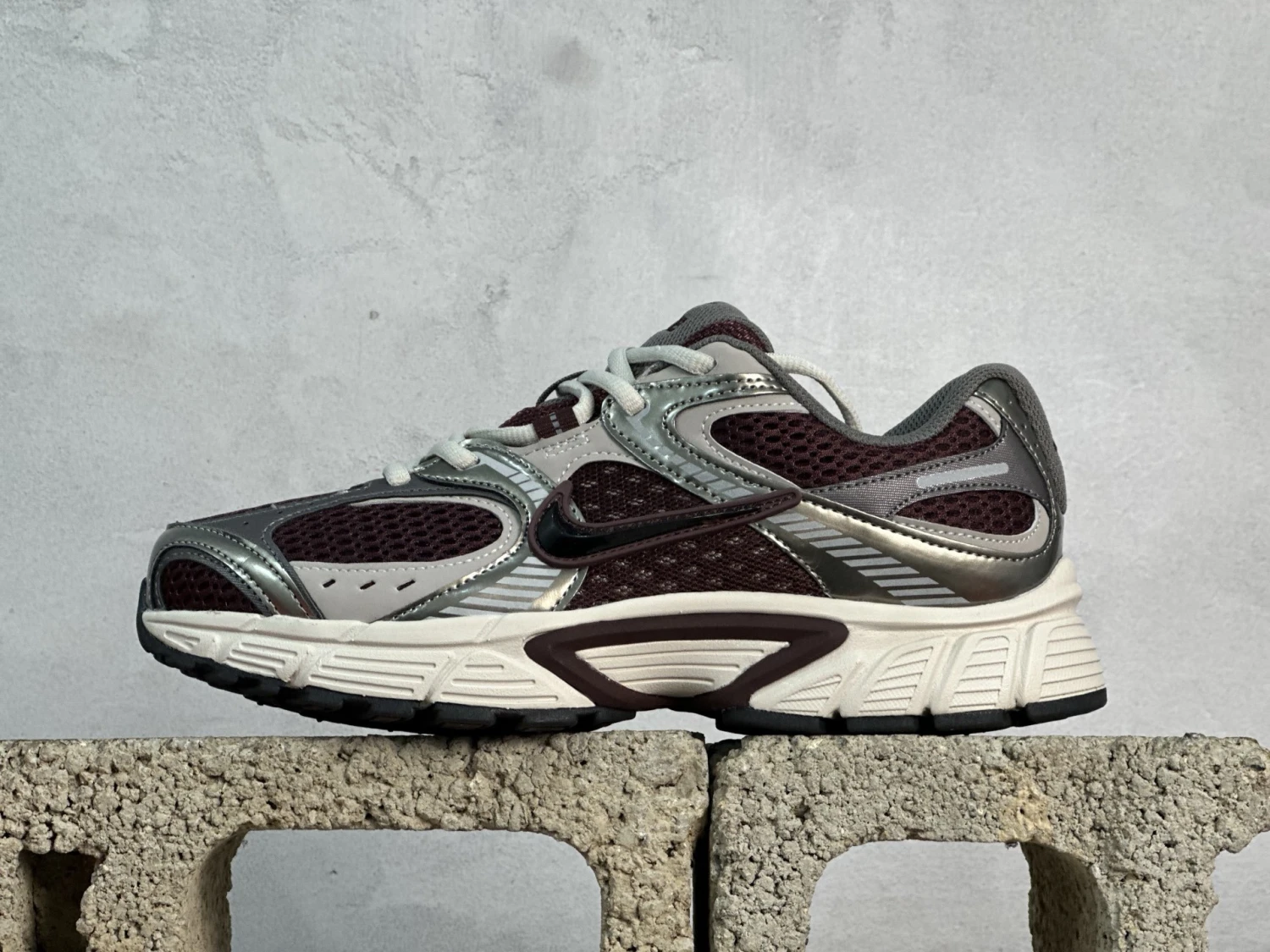 Nike Air Max Moto 2K – Burgundy Wine, Metallic Silver & Grey