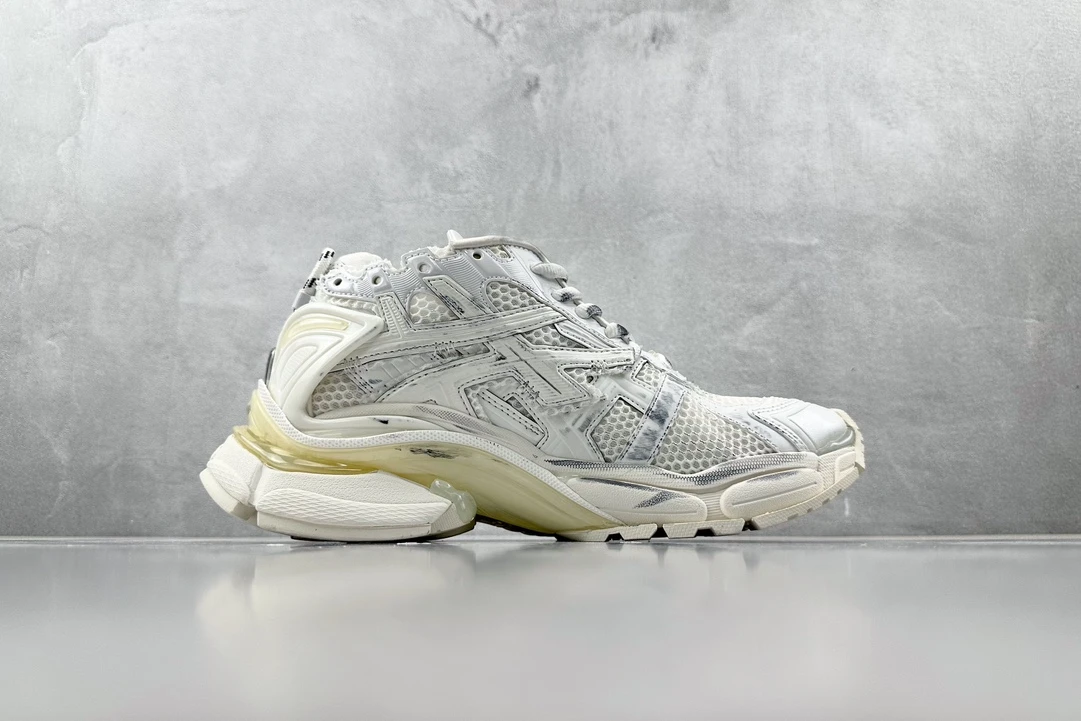 Balenciaga Runner Triple White Designer Sneaker