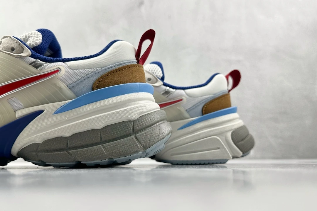 Nike P-6000 – White, University Blue, Gym Red & Metallic Silver