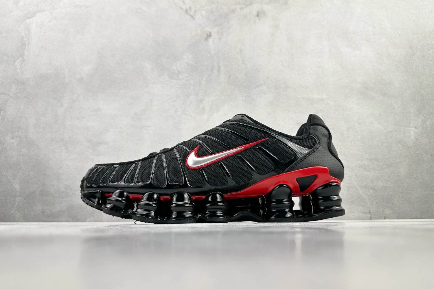 Nike Shox TL – Triple Black, University Red & White