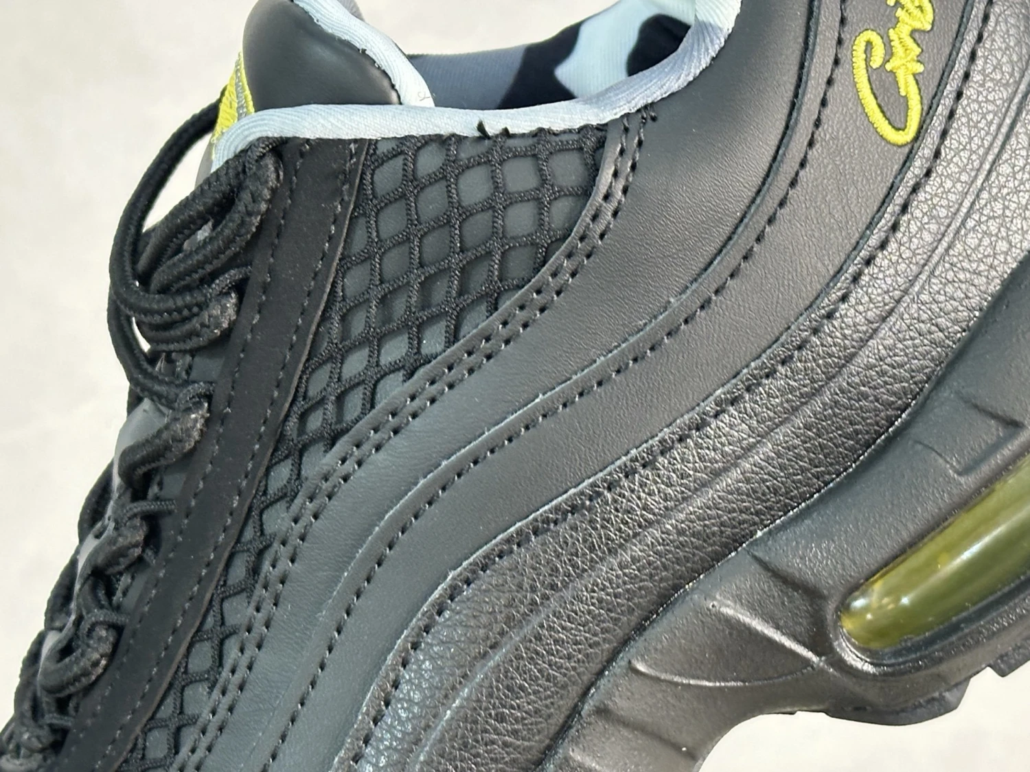 Nike Air Max 95 Sneakers – Black & Yellow