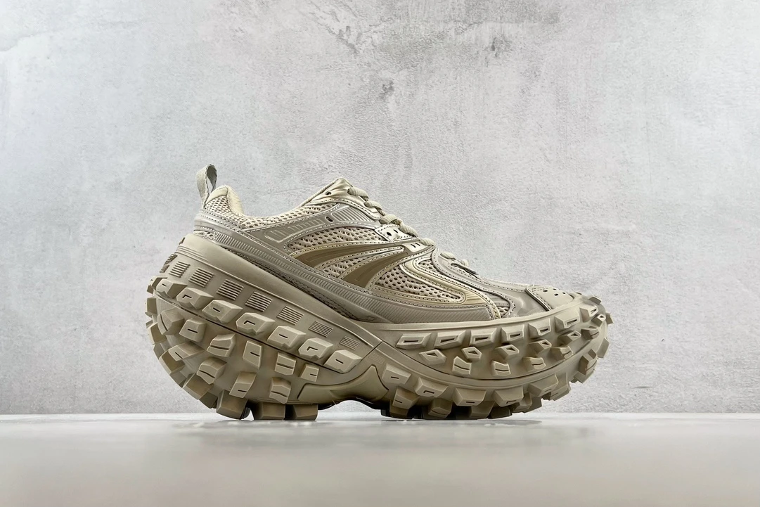 Balenciaga Track Sneaker – Beige / Off-White Edition