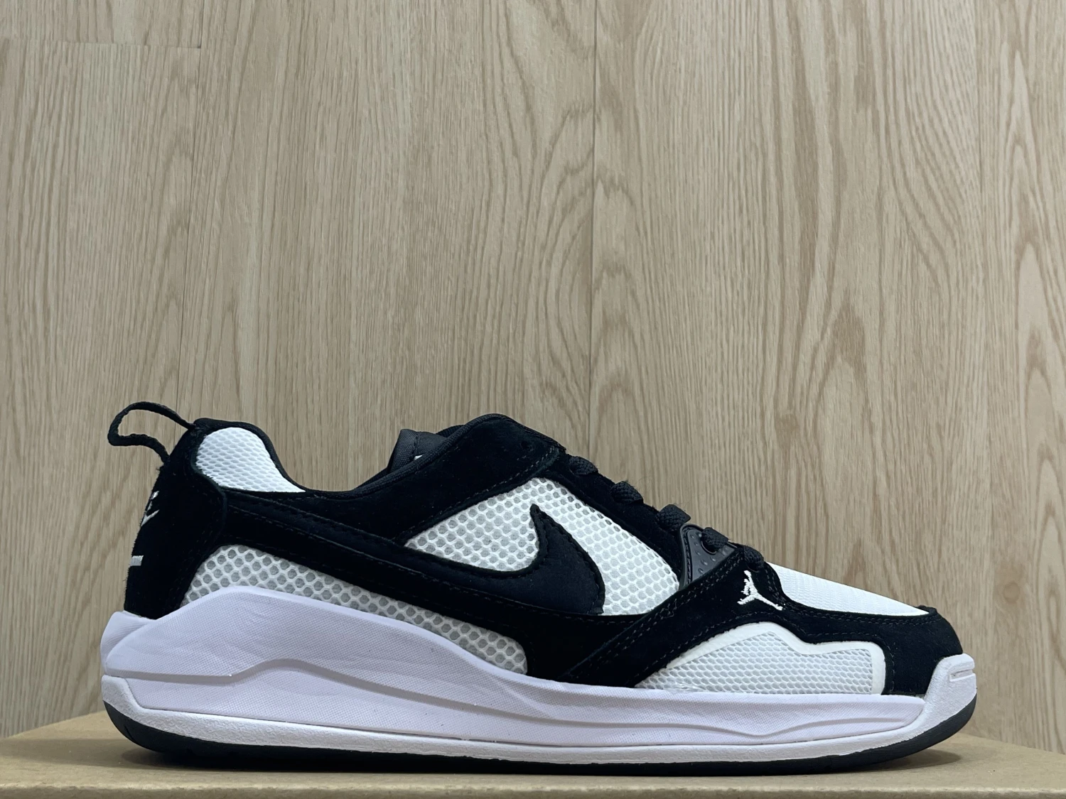 Nike Air Jordan Flight White & Black Mesh Lifestyle Sneaker