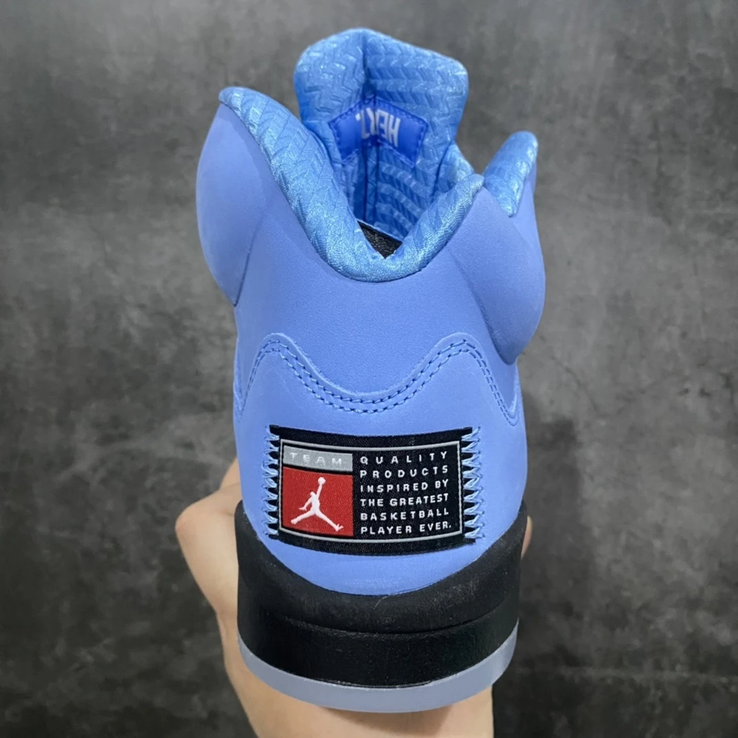 Air Jordan 5 Retro "University Blue" Sneakers – University Blue/Silver/Black