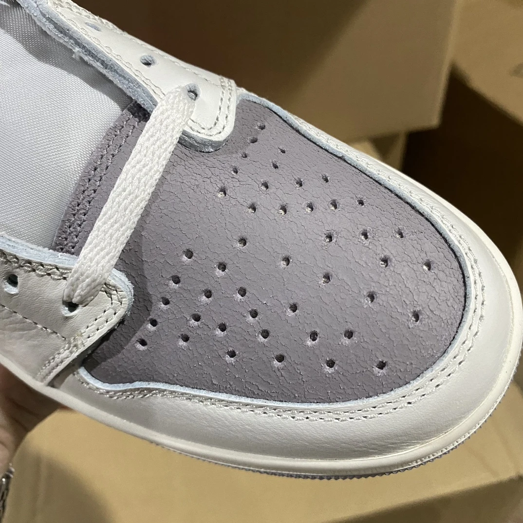 Air Jordan 1 Low Sneakers – White/Wolf Grey
