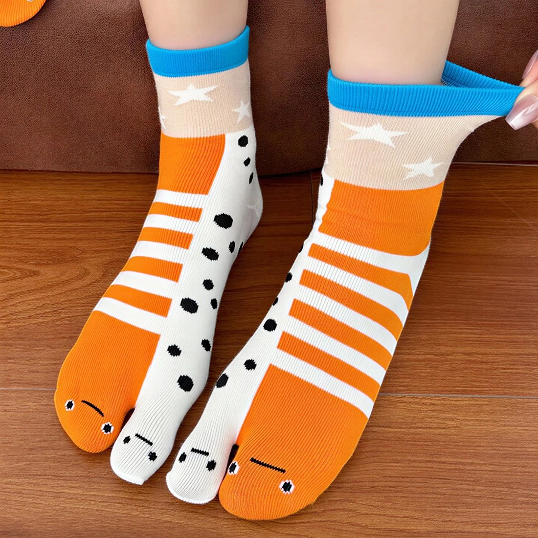 Funny Split-Toe Garden Eel Cartoon Socks for Women – Cute Mid-Calf Novelty Socks