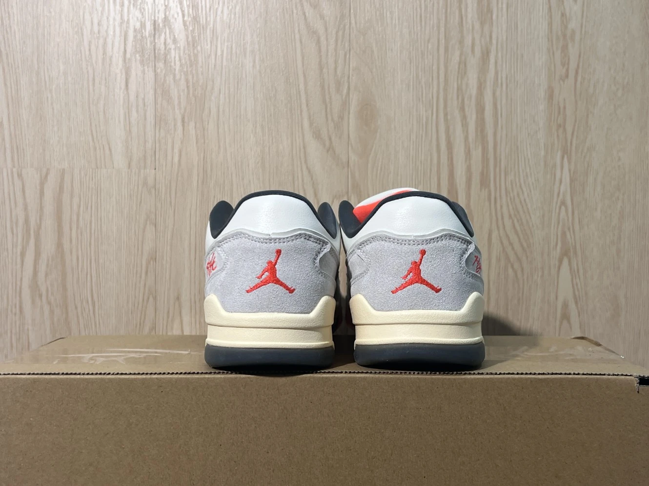 Nike White, Grey & Coral Retro Low-Top Basketball Sneakers – Premium Streetwear Casual Shoes
