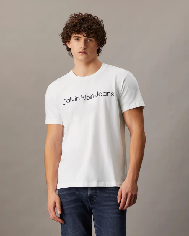 Calvin Klein Jeans Men’s White Printed Cotton T-Shirt – Fall/Winter Collection